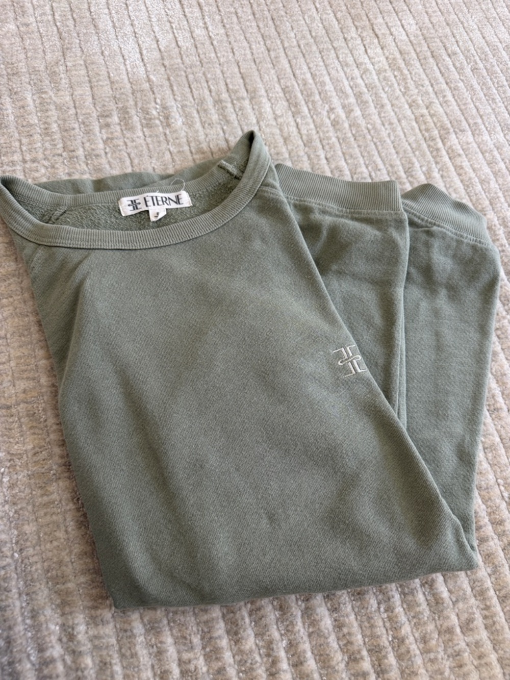 Eterne Women's Sage Green Crewneck Top